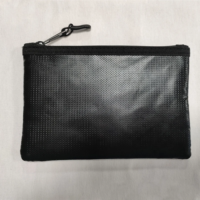 Tas Dokumen Tahan Api dan Air  - Home Office Passport ulasan dan harga